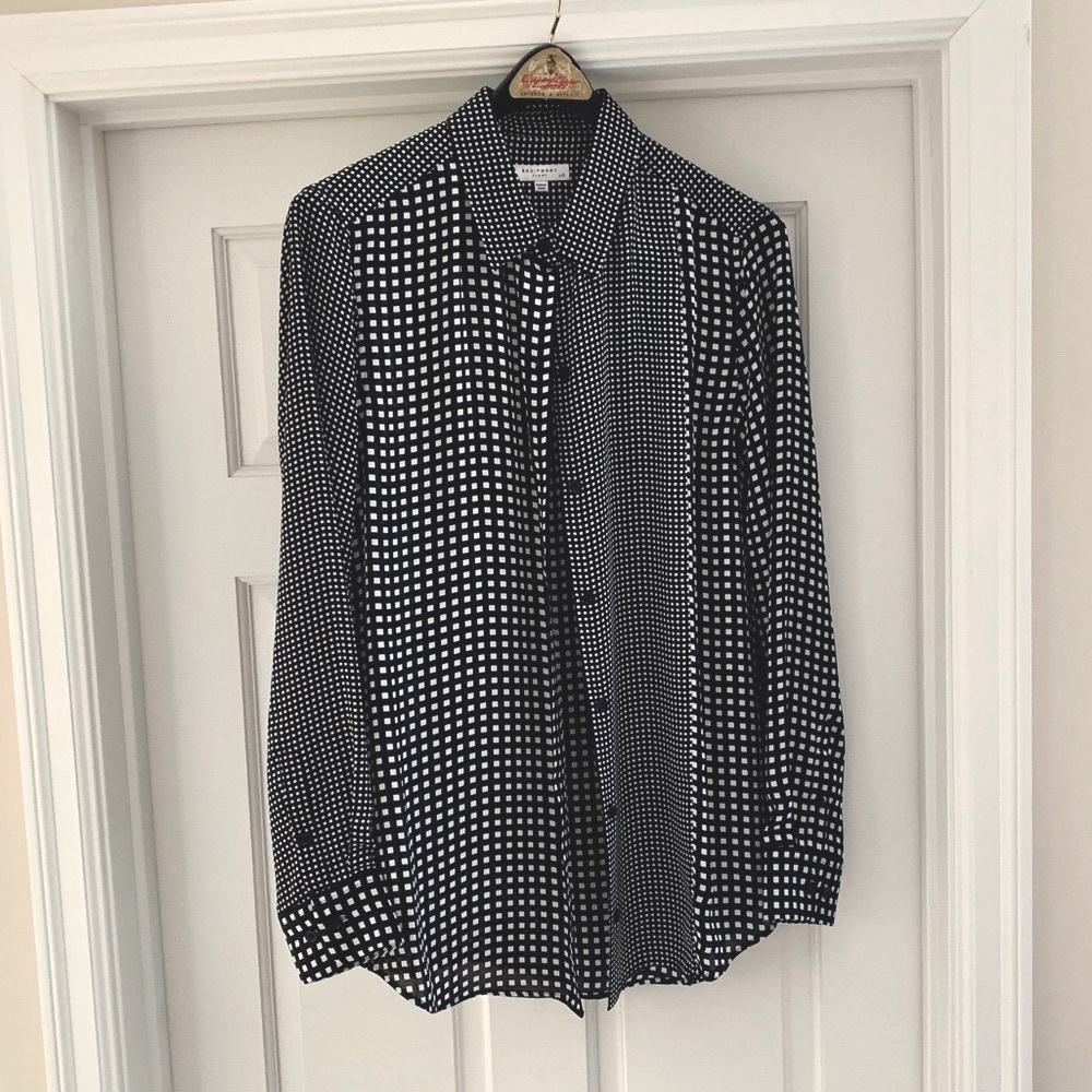 Equipment Essential Silk Blouse